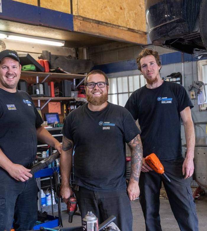 Garage Labrosse team — Benoit and Jonathan, 3rd generation